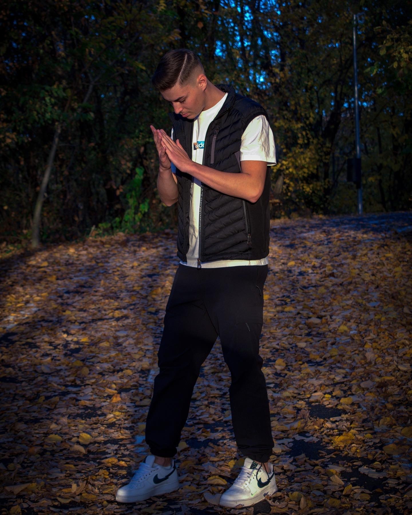 by RMS Photos