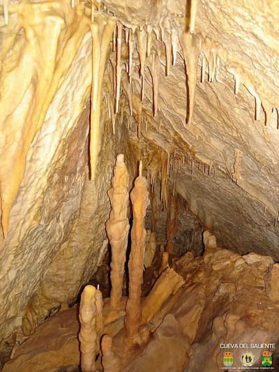 CUEVA SIMA DEL SALIENTE