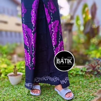 BATIK PEKALONGAN image