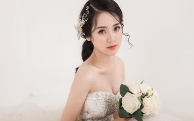 Xu hướng trang điểm cô dâu nào năm 2023 sẽ phù hợp với bạn?