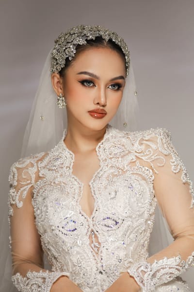 Makeup cô dâu tone Tây đang hot nhất hiện nay