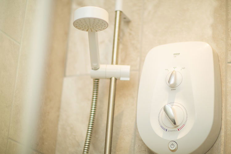 Commercial x4 Flat New Build 