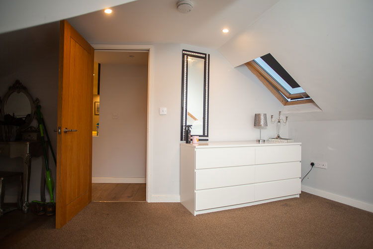 Commercial x4 Flat New Build 