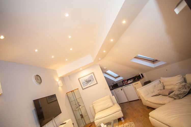 Commercial x4 Flat New Build 