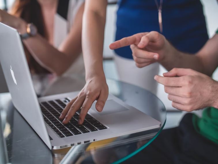 ONLINE COURSE DEVELOPMENT