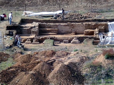 Ο ΑΡΧΑΙΟΛΟΓΙΚΟΣ ΧΟΡΟΣ ΣΑΡΑΝΤΑΠΟΡΟΥ