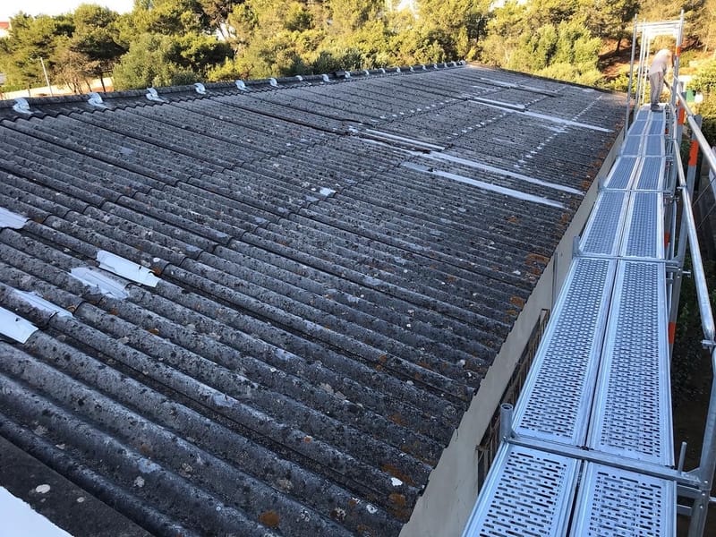 Substituição de cobertura de galpão em Alcabideche 