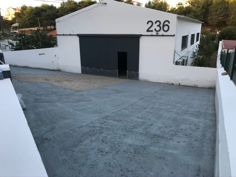 Substituição de cobertura de galpão em Alcabideche 