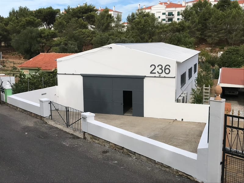 Substituição de cobertura de galpão em Alcabideche 