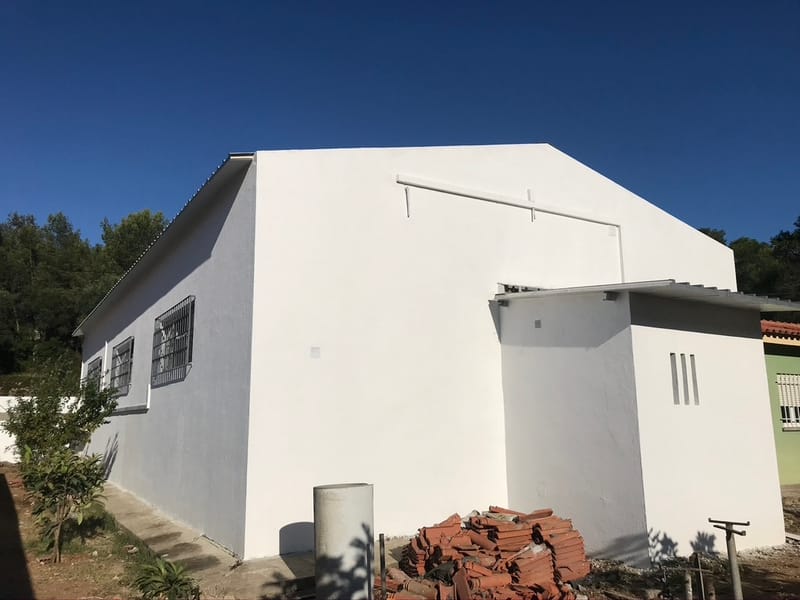 Substituição de cobertura de galpão em Alcabideche 