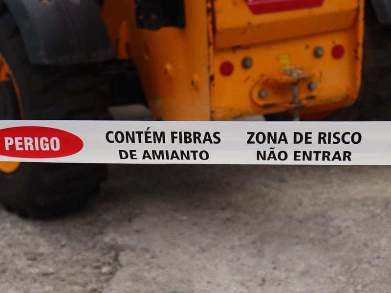 Substituição de cobertura de galpão em Alcabideche 