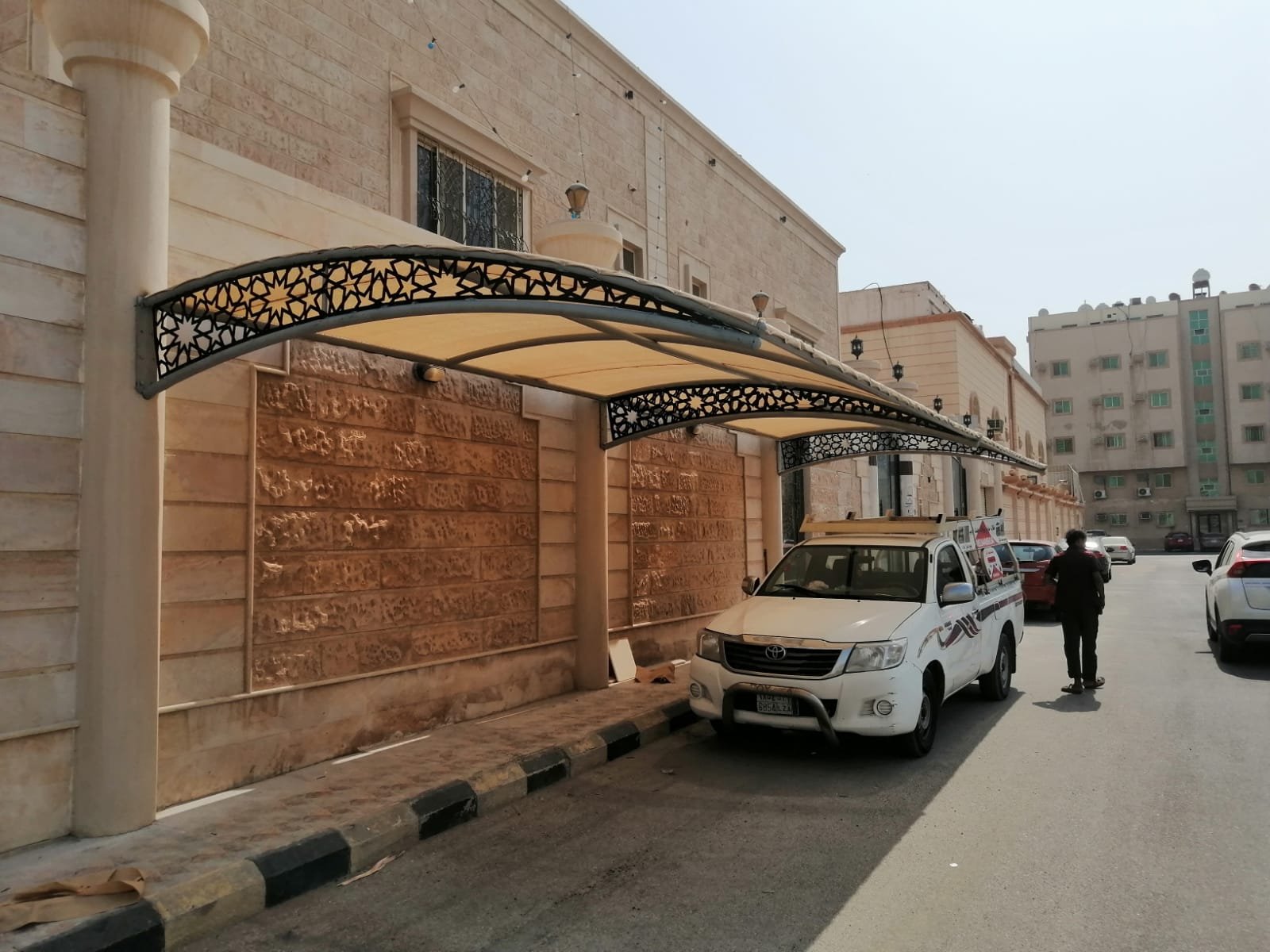 مظلات سيارات المدينة المنورة وينبع