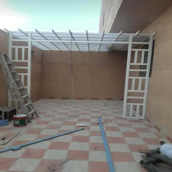 مظلات حدائق المدينة 