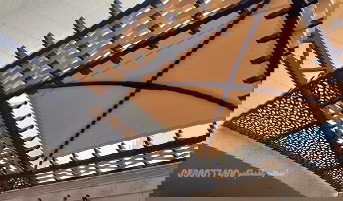 مظلات حدائق المدينة 