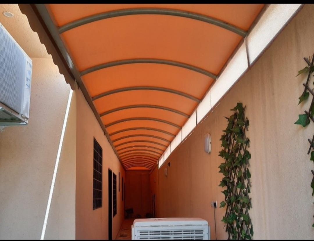 مظلات ارتداد في المدينة 