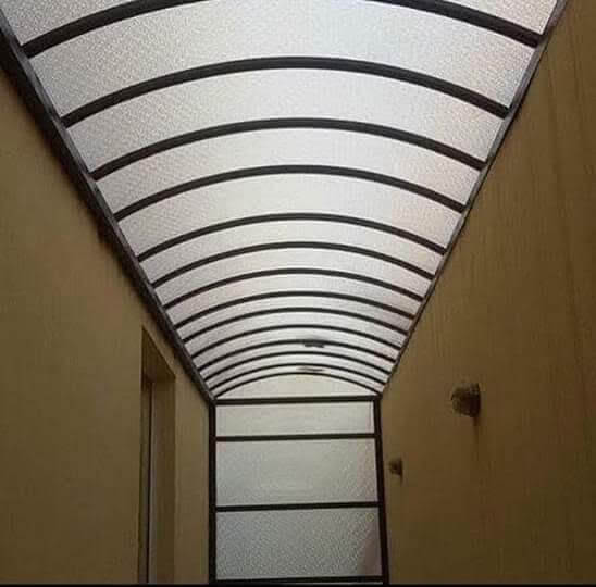 مظلات ارتداد في المدينة 