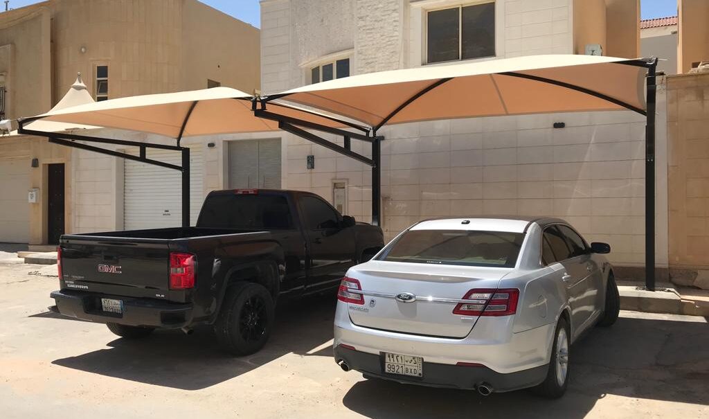 مظلات مقوسة في المدينة المنورة وينبع 