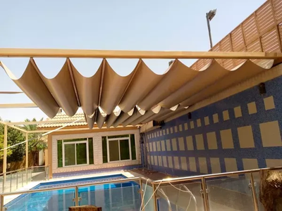 مظلات متحركه للسيارات والمسابح والاحواش في المدينة