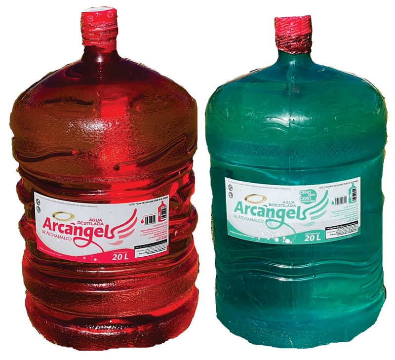 Agua Destilada y Bidestilada