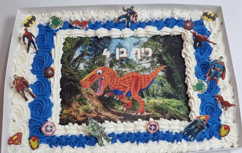 עוגות מעוצבות בקופסא 