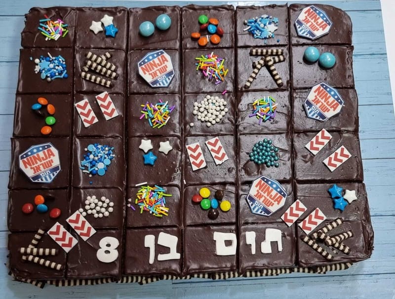 עוגות מעוצבות בקופסא 