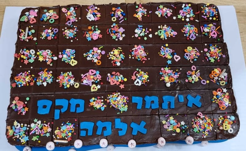 עוגות מעוצבות בקופסא 