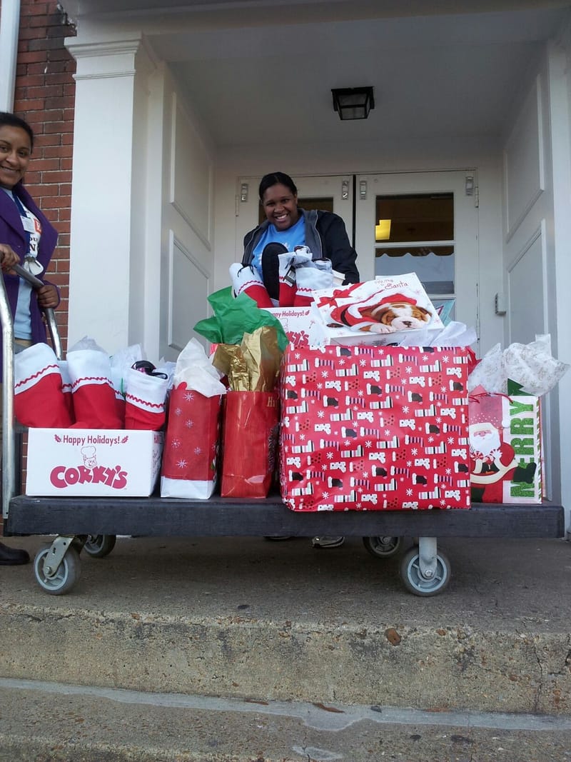 B-Inspired Christmas in November for the Elderly