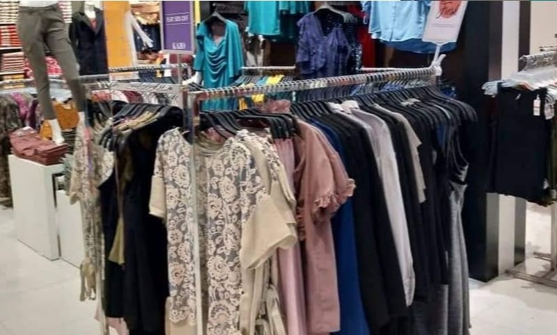 MR.RuTuBe KA SHOPING ADDA
