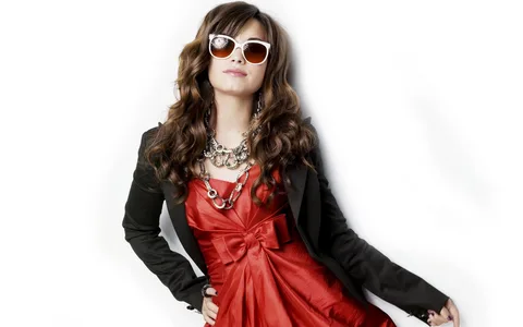 Outfit Your Store with Loungewear Wholesale UK and Bring in Cash