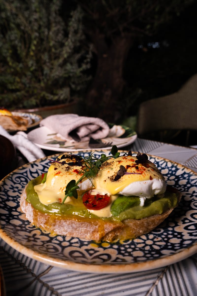 Breakfast & branch Resturant