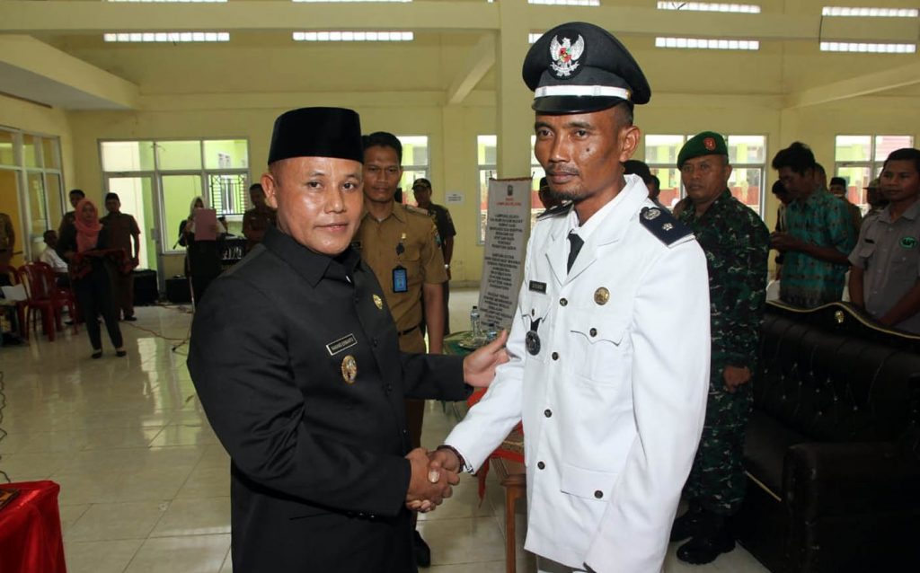 Plt. Bupati Lampung Selatan Lantik Kades Antar Waktu Desa Seloretno