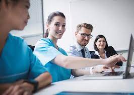 ¿Conocías lo que necesita un profesional de salud en formación para convertirse en líderes del aprendizaje-servicio y mejorar la consejería entre pares para la reducción de la prevalencia de la anemia infantil?