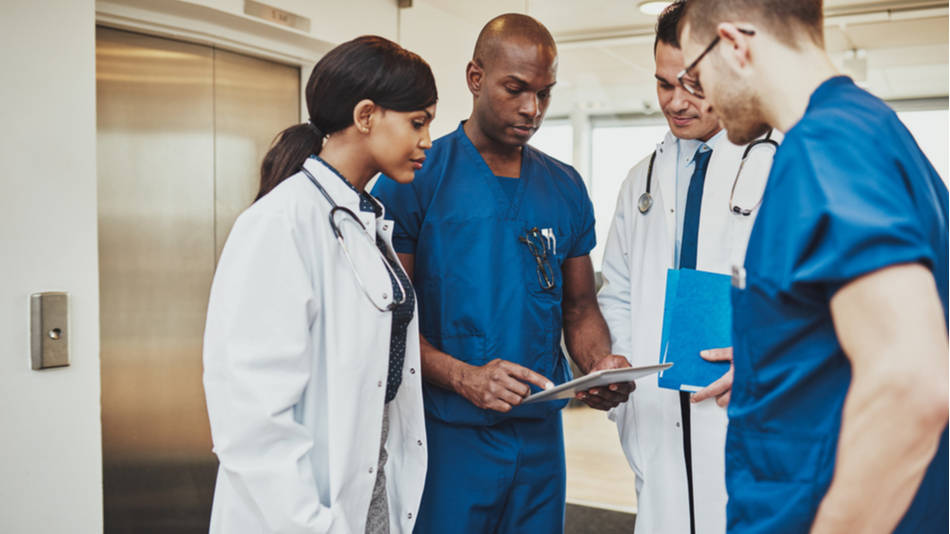 ¿Qué necesitamos los profesionales de salud en formación para convertirnos en líderes del aprendizaje-servicio para mejorar la consejería entre pares para la reducción de la prevalencia de la anemia infantil?