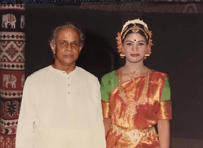 Guru Padmashri Adyar K. Lakshman and Eswary Sriram