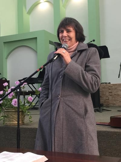 sobre LA AUTORA image