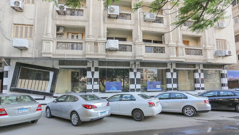 معرض تجارى تشطيب فاخر