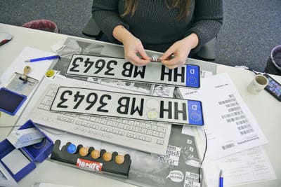 QUANTO COSTA UN PASSAGGIO DI PROPRIETA AUTO IN GERMANIA