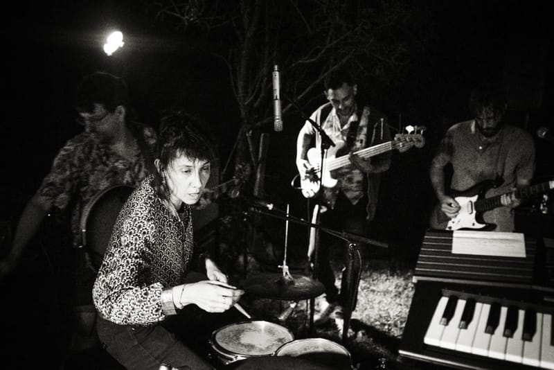 CHOCOLAT BILLY + LEGUMES SEX