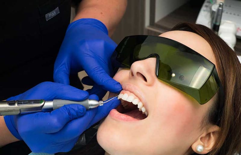 How Do Dentists Improve Teeth's Appearance With Tooth Bonding?