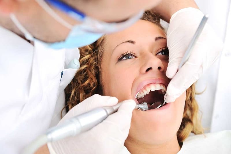 How to Get a Stunning Smile Makeover in Houston TX?