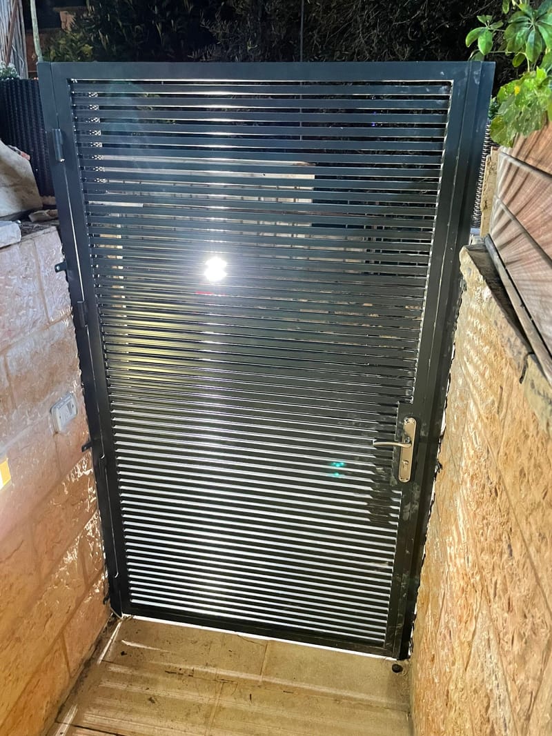 שערי אלומיניום וברזל 