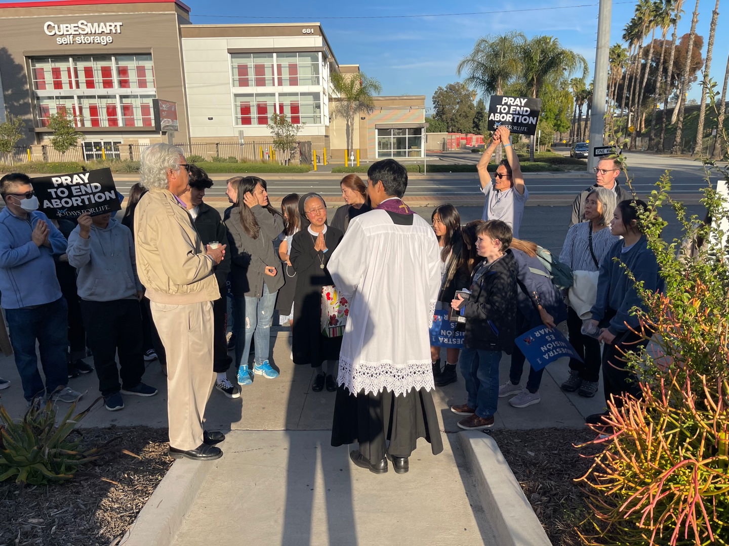 2023-3-26_Prayer Vigil for Unborn Children w JSerra Parents