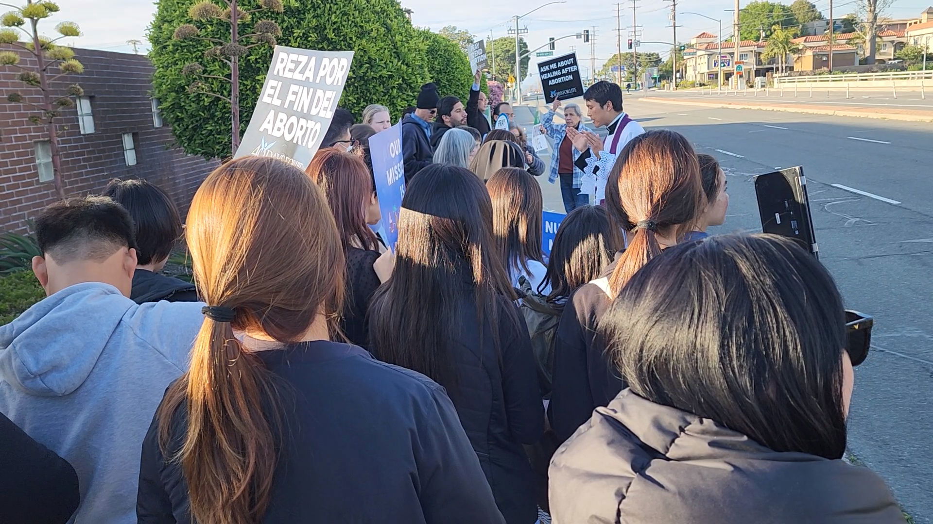 2023-3-26_Prayer Vigil for Unborn Children w JSerra Parents