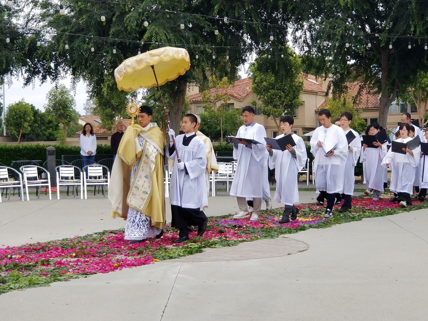 2024-06-02_Corpus Christi Eucharistic Procession 성체 행렬