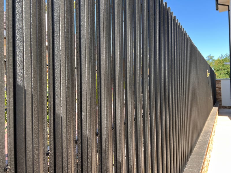 Garduri sipcă metalica