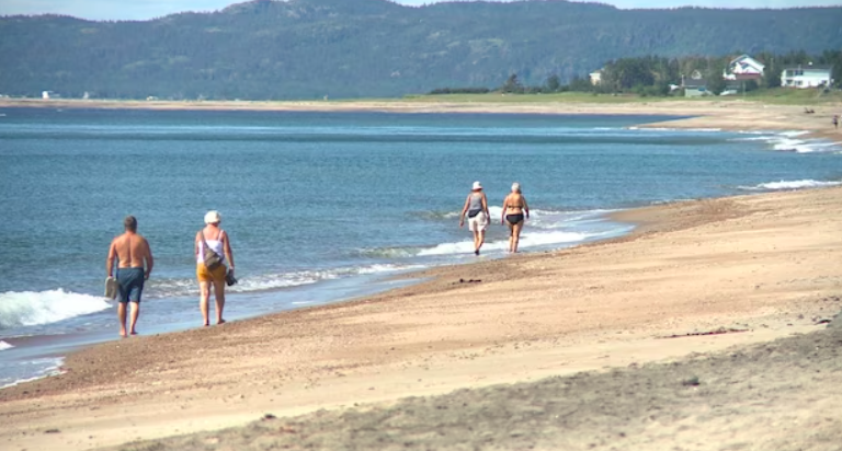 Le 31 juillet 2023 - Les eaux de surface du golfe du Saint-Laurent plus chaudes que la normale