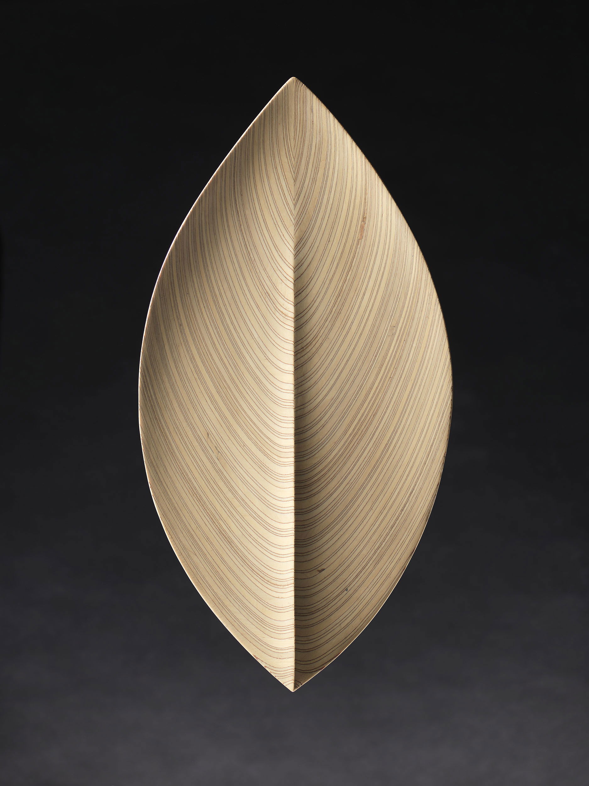 Tapio Wirkkala. Leaf tray
