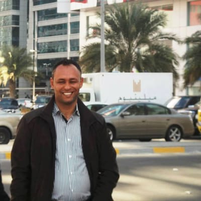 الإِيقَاعُ حَافٍ تَمَامًا... مبروك السّيّاري .