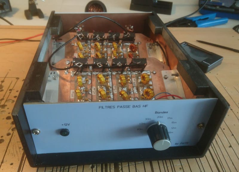 Boitier Filtres passe bas HF