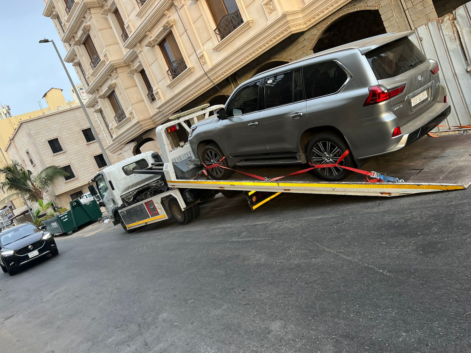 سطحات هيدروليك الرياض